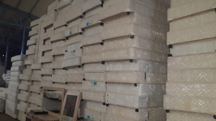 Otel yatak ve bazası