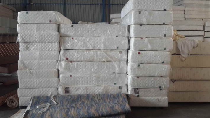 Yatsan Otel yatakları